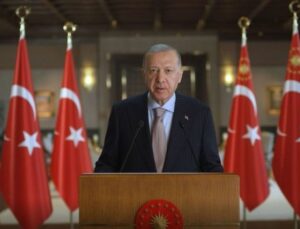 Erdoğan: İstanbul Sözleşmesi üzerinden bizi hedef alan kesimlerin vatandaşlarımızı da mağdur eden zulümler karşısında sessiz kalması garabettir