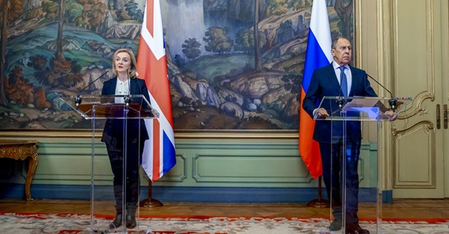 Rusya Dışişleri Bakanı Lavrov ile İngiltere Dışişleri Bakanı Truss arasında gergin görüşme