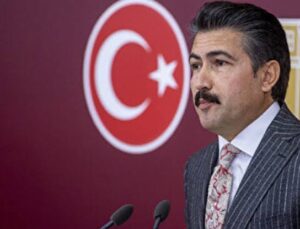 AK Parti Grup Başkanvekili Cahit Özkan’ın görevi sona erdi