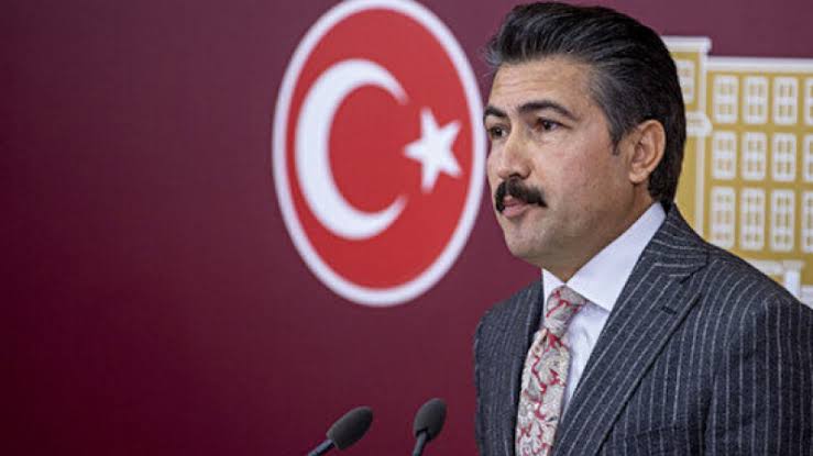 AK Parti Grup Başkanvekili Cahit Özkan’ın görevi sona erdi