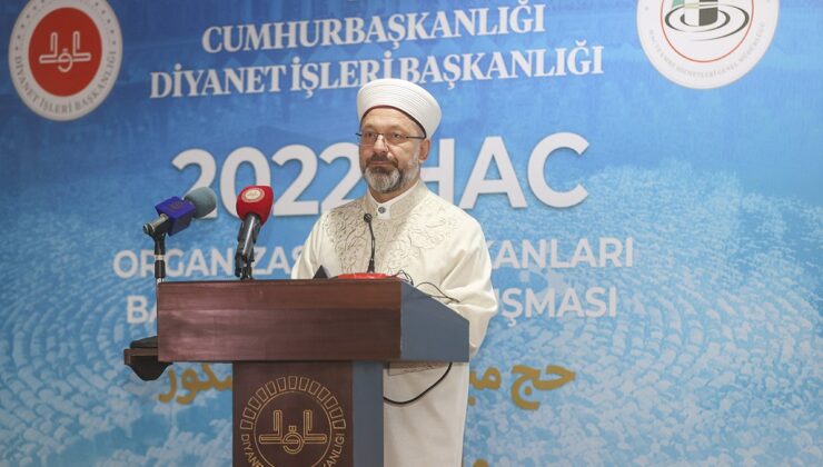 Diyanet İşleri Başkanı Erbaş: İslam ümmeti, dünyanın imreneceği bir bağlılığı ortaya koyabilir